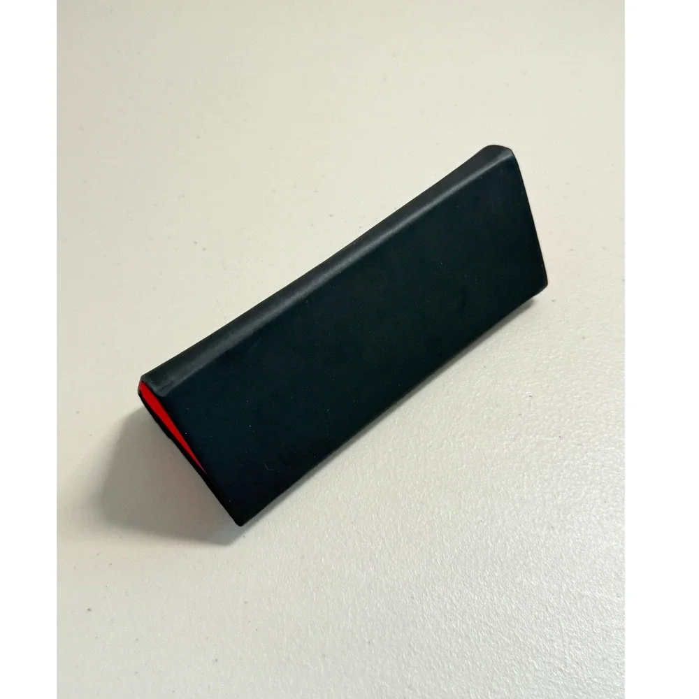 Maui Jim Manchester United Sunglasses Case Black Red Folding Triangle